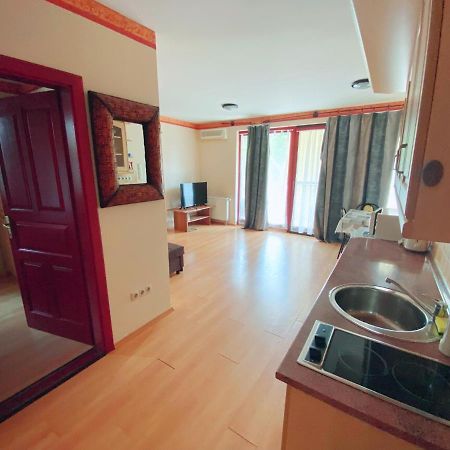 Ddb Apartman Siófok Exteriör bild