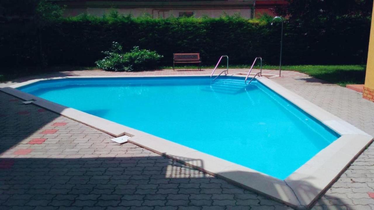 Ddb Apartman Siófok Exteriör bild